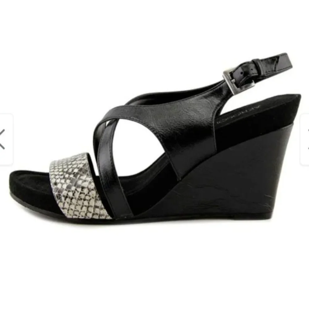 Aerosoles Plushed Together Open Toe Synthetic Black Snake Wedge Shoes Sz.8.5